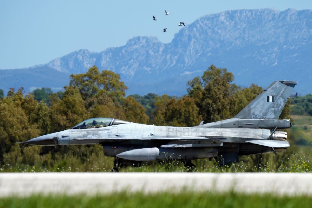 Arrival von der 139 F-16C "Fighting Falcon" 330 Mira (Keravnos) / Location : Spotter Day (10.04.2024) zu der exercise Iniohos 2024 in Andravida